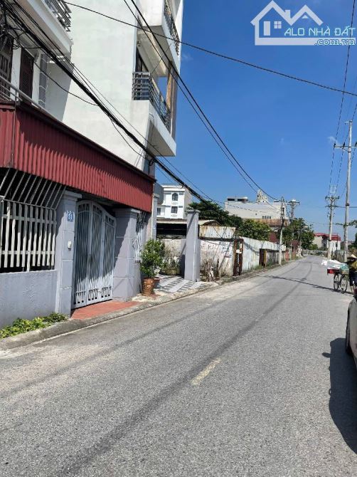 Bán Nhà Dân Xây 60m² (TT 70m²) VIEW HỒ - Ô TÔ ĐỖ CỔNG - Yên Viên - Chỉ 6.6 tỷ - 4