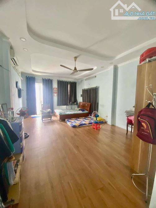 Gấp bán nhà 3TẦNG SHR diện tích khủng 4,5*22m 4pn4wc hẻm xe hơi thông Giá 5Tỷ 500tr - 4