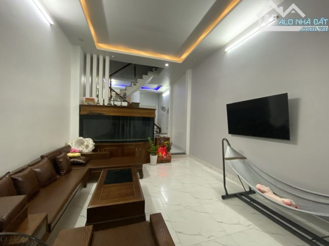 [ĐÃ GIẢM 200TR CÒN 3TY750TR ] NHÀ ĐẸP CHÍNH CHỦ CẦN BÁN, SHR - 4