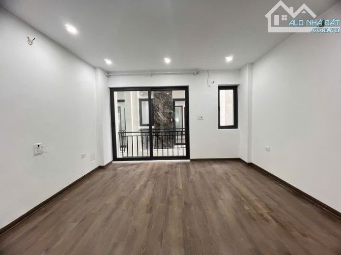 Cần nhượng lại nhà hoàn thiện 30m2 trong đê Ngọc Thụy, Long Biên - 4