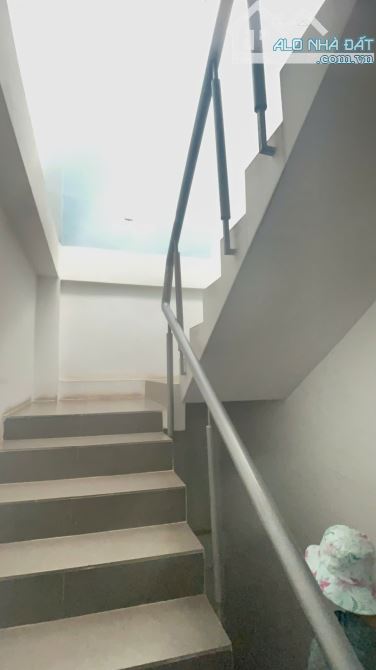 Bán chdv phường 16  gò Vấp, 5x19, 6 tầng, 20 phòng - 4