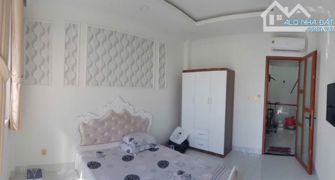 Bán Villa 4 tầng, Đường Lê Văn Quới, Ngã tư bốn xã, DT 8.1X11M, Hẻm xe hơi. - 4