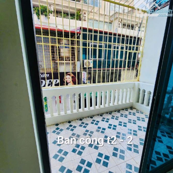 MẶT PHỐ 8M KINH DOANH-GẦN HAI BÀ TRƯNG-38m2 SỔ ĐỎ VUÔNG VẮN-4 TẦNG HAI THOÁNG-10 TỶ - 4