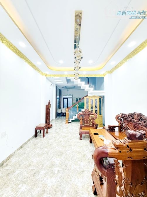 Siêu Phẩm HXH TÔ NGỌC VÂN - QUẬN 12 - Giáp GÒ VẤP - 3 Tầng - 4.2m × 14m - 5.x TỶ - 4