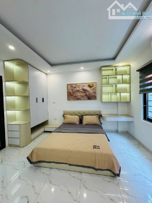 SIÊU CỦA SIÊU PHẨM NAM DƯ 30M2 GẦN Ô TÔ - NHÀ MỚI ĐẸP KÍNH KOONG - FUL NỘI THẤT - 4