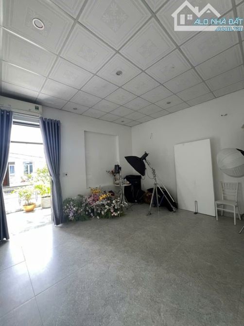 💥 CHỦ NGỘP – HẠ SỐC 300TR 💥 🏡 NHÀ 2 TẦNG HÒA XUÂN– 4.X TỶ GẦN LÔ GÓC - 4