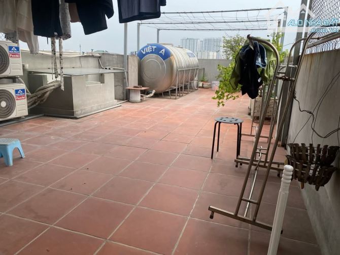 Bán Căn hộ dịch vụ Xuân Đỉnh. 8 tầng, Thang máy. DT: 108m, MT: 4,7m. Full đồ. Giá: 25 tỷ - 4