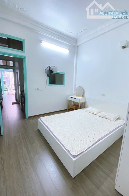 Bán nhà riêng phố Nguyễn Phúc Lai, Đống Đa, 42m2, 4 tầng, 30m ra mặt phố, 12.2 tỷ - 5