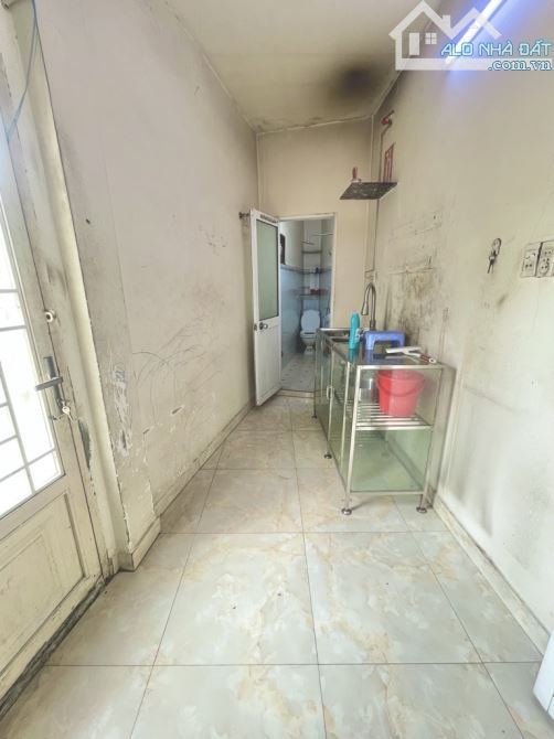 Bán nhà hẻm 72 Đặng Nguyên Cẩn, phường 14, quận 6, 58m2 - 5