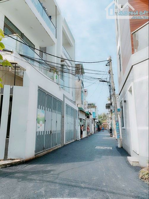 Bán Căn Góc Ngay Vành Đai 2 - Nhà 3 Lầu Đường 22 Linh Đông, Thủ Đức Cho thuê 15tr/tháng Nh - 5