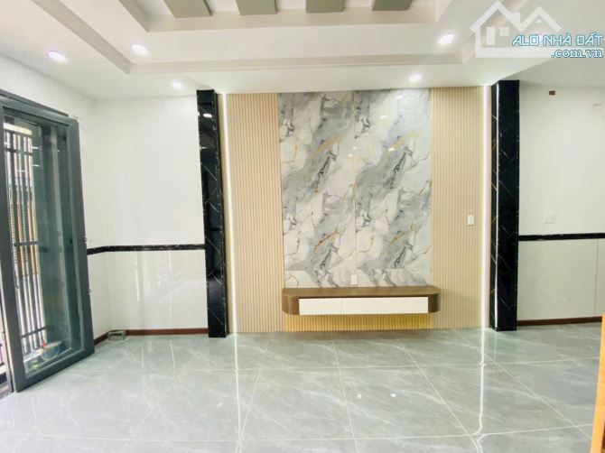 Bán Nhà Gần Ngã Tư vườn Lài, 4x14, 4PN, giá 4ty 55 - 5
