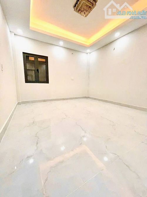 Khu Bình Phú - Nhà mới - 4 tầng - 4x18m - 5PN - Gần công viên - 5