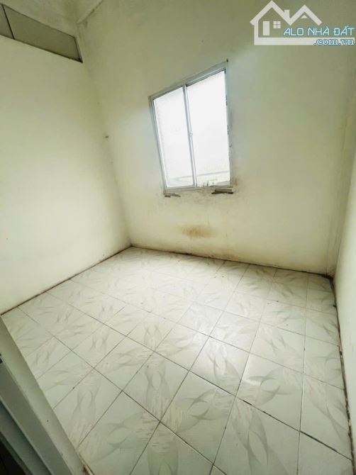 CHO THUÊ NHÀ 3 TẦNG KIỆT OTO BÀ TRIỆU, TP HUẾ - 5