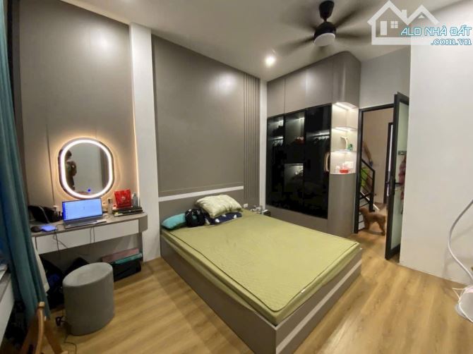 bán nhà Phân Lô Thái Hà, Đống Đa, Kinh Doanh Ô tô tránh DT 35m, 5 Tầng, MT 3.6m - 5