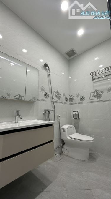 💥SIÊU PHẨM NHÀ MỚI KENG – ĐƯỜNG 160, TĂNG NHƠN PHÚ A – 80m² – 1 TRỆT 2 LẦU ST – GIÁ 8.2 T - 5