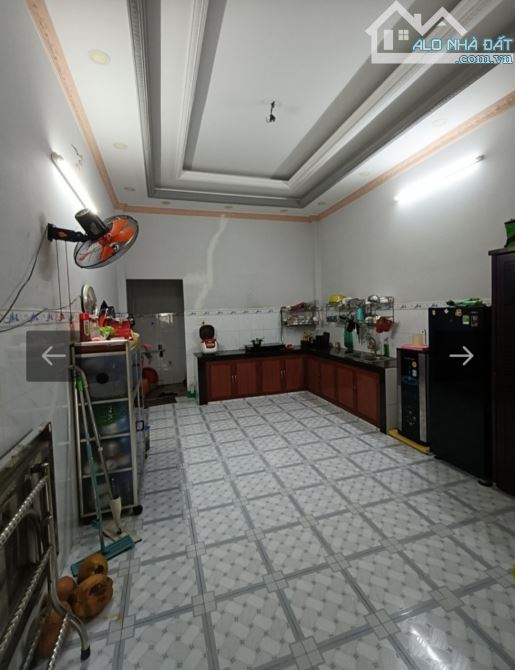 4m x 20m, 3 tầng, ô tô đậu cửa, Tỉnh Lộ 10, Tân Tạo, gần Khu Tên lửa - 5