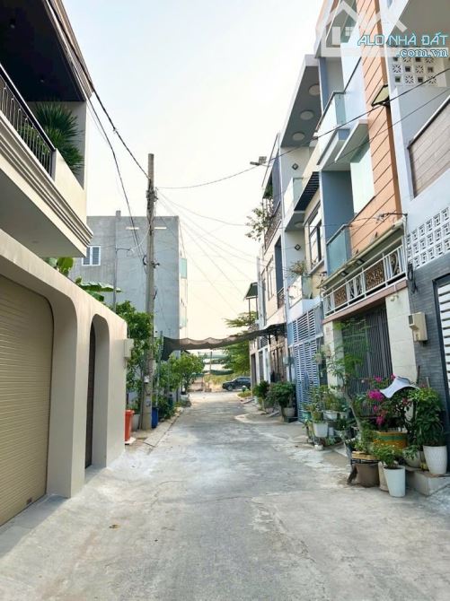 Nhà 2 tầng mới- HXH- Đường Cây keo P.Tam Phú - 5
