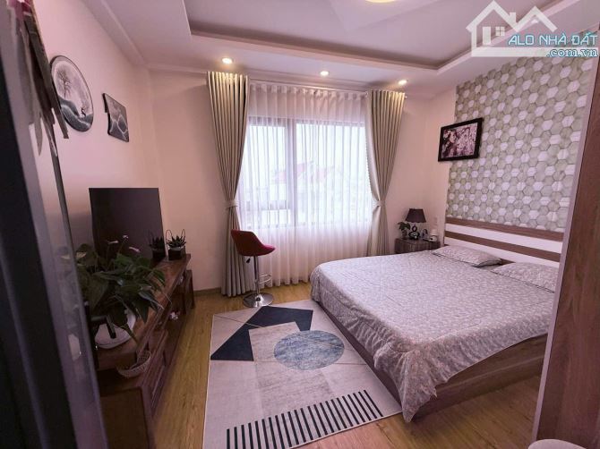 Bán căn hộ nhỏ nhỏ xinh xinh trung tâm tp Đà Lạt.dt: 40,44m². Sổ hồng riêng. 2ty5 - 5