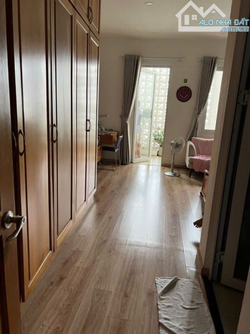 Nhà phố xinh rẻ 4 x 24m 1 trệt 6 lầu Nguyễn Văn Mai Quận 3 TP.HCM - 5