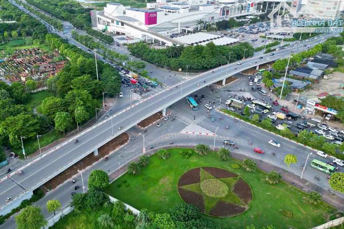 BÁN NHÀ MẶT NGÕ THẠCH BÀN LONG BIÊN NHỈNH 5 TỶ 42m 5 TẦNG Ô TÔ KINH DOANH GẦN TRƯỜNG CẤP 3 - 5