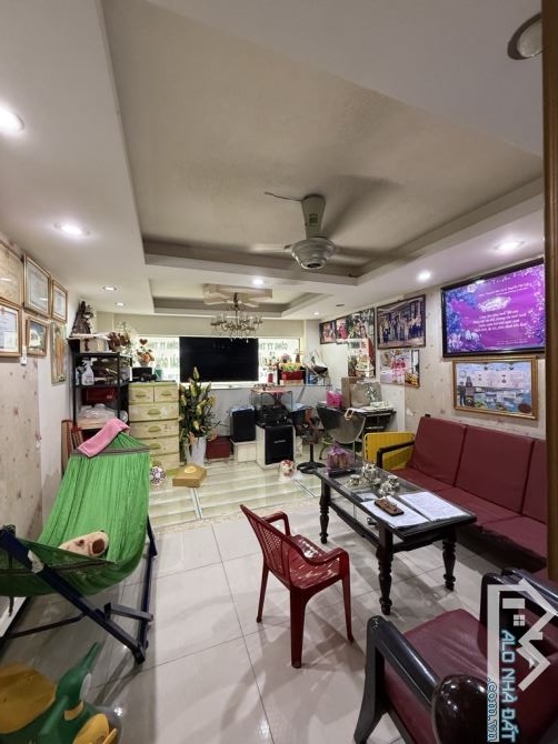 Bán gấp vị trí vip kinh doanh buôn bán sát Nguyễn thị thập - 5