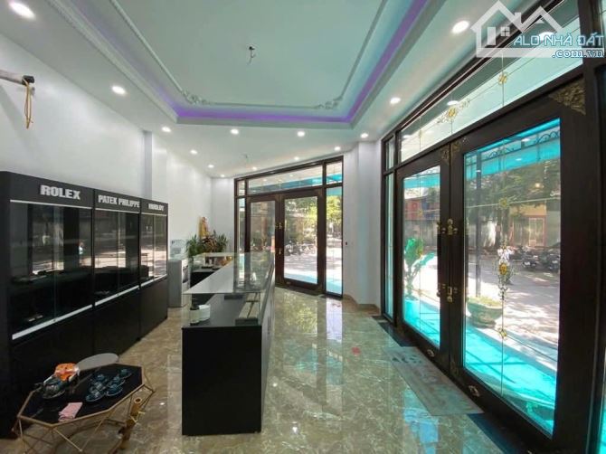 SIÊU PHẨM HOÀNG CÔNG KIẾN HƯNG LÔ GÓC 3THOANG PHÂN LÔ VỈA HÈ THANG MÁY KINH DOANH.50m/7T/1 - 5