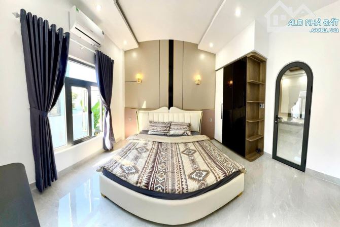 CHO THUÊ NHÀ MỚI HIỆN ĐẠI GẦN ĐƯỜNG TRẦN NAM TRUNG – HOÀ XUÂN  • Diện tích: 100m² x 3 tầng - 5