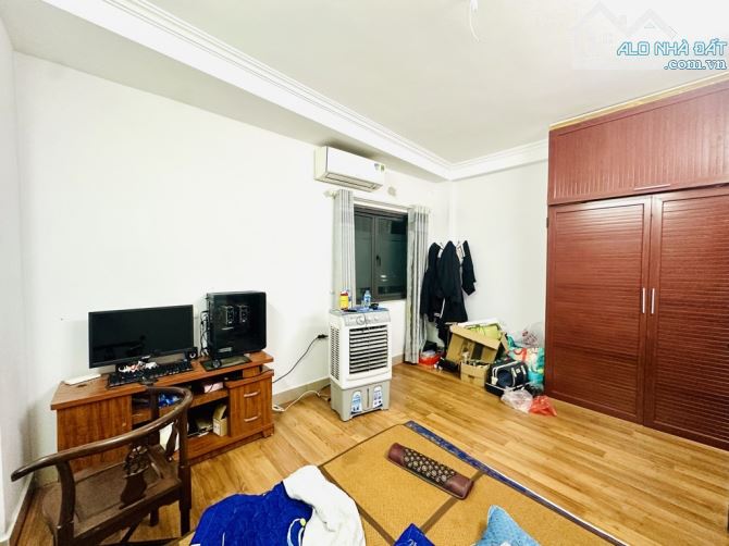 Bán nhà dân xậy đẹp long lanh phố Ngọc Thụy, 42m2, 4 tầng, MT 4.7m chỉ 7.5 tỷ - 5