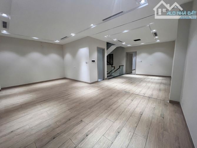 Siêu phẩm khan hiếm MT Ngay trục Nguyễn Hoàng Q.2 - 14x24m - 4 tầng HĐT 160tr giá 86 tỷ. - 5