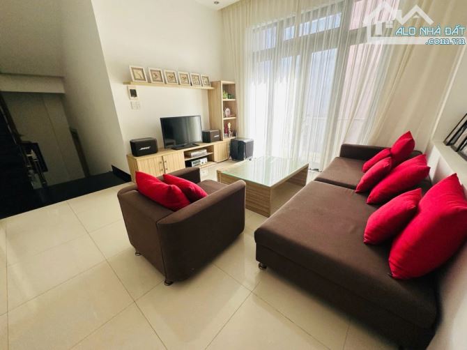 🌷NHÀ 3 TẦNG HẺM ĐƯỜNG TRẦN PHÚ - GẦN CHỢ HÀN - VỊ TRÍ TRUNG TÂM CỰC HIẾM - DT 110M2 NGANG - 5