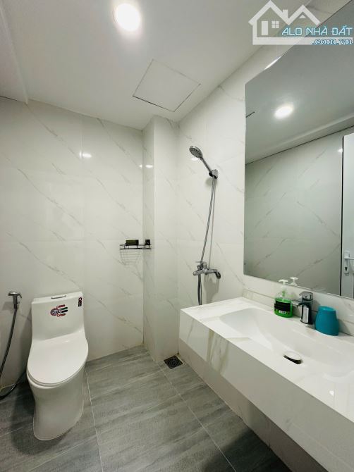 Chính chủ Cần bán căn hộ Mường Thanh Viễn Triều view phố núi - 5