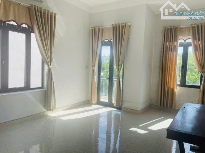 HẠ 2 TỶ - BÁN GẤP NHÀ 2 TẦNG 176M2 NGANG 7,5M - MẶT TIỀN NGUYỄN DUY TRINH, HÒA HẢI, NHS - 5