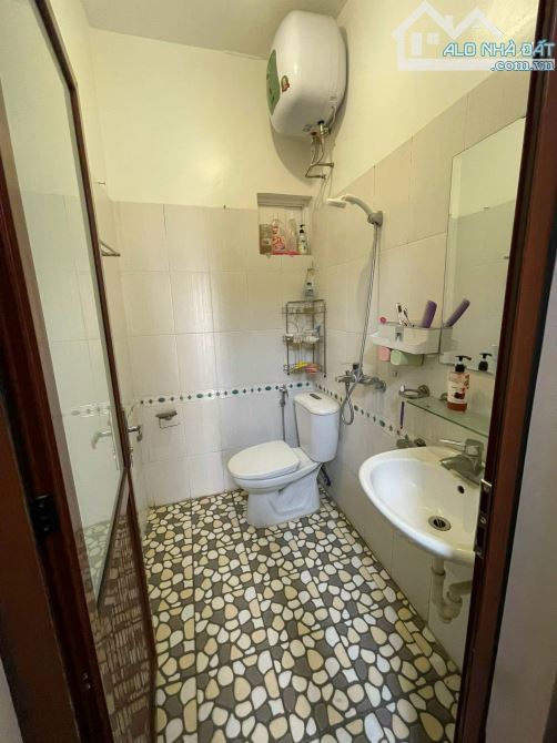Bán nhà ngõ 259 Yên Hòa quận Cầu Giấy - Sổ  33m2 - 5 tầng - MT 5,9m - Giá chỉ 10 tỷ - 5