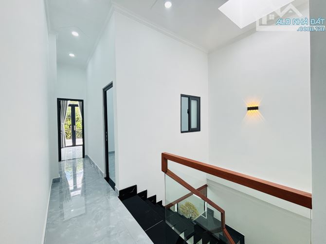 Bán Nhà Lâm Thị Hố Q12 -72 M2( 4 x18m )- 2Tầng- HXT - Chỉ 5,75Tỷ. - 5