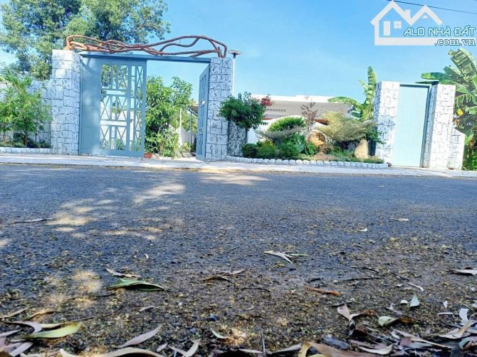 🏡 Nhà vườn 707m², thổ cư 100m², mặt tiền đường nhựa 8m, xã Phước Hải, giá 3.5 tỷ 💰 - 5