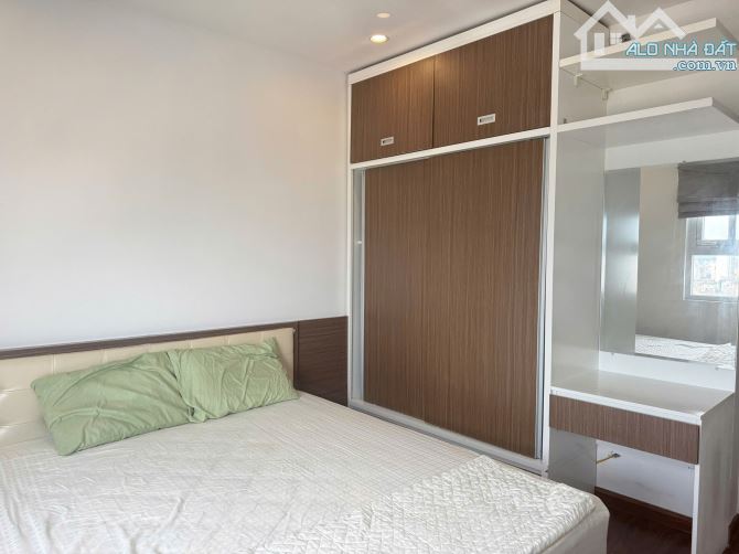 Bán căn 2PN full đồ tầng trung SHP Plaza hướng đông nam giá rẻ - 5