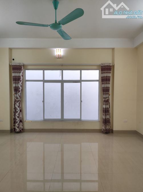 Cho thiê Liền kề Ngô Thì Nhậm, Hà Đông 20 triệu - 5