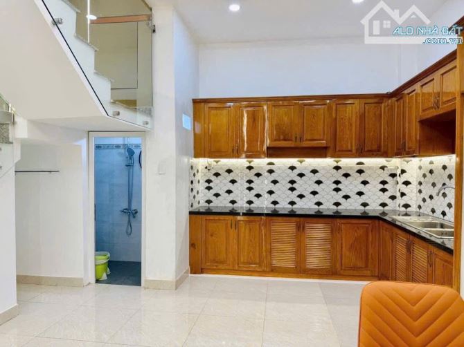 Nhà 3 tầng đường THẠNH XUÂN 33 Q12 -4pn hơn 5 tỷ - 5