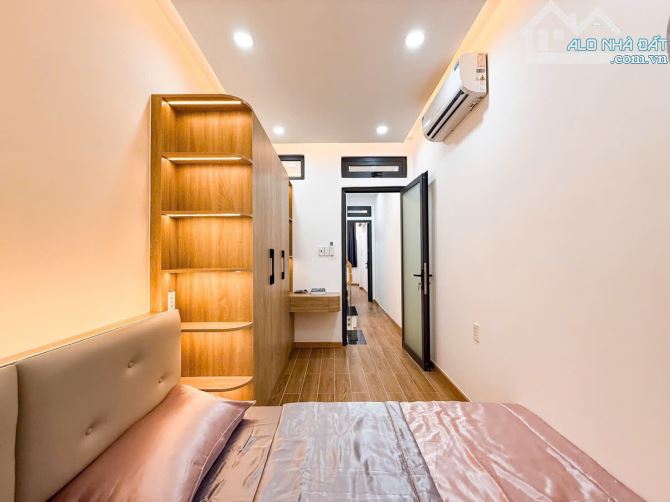 Bán Nhà Gò Vấp - Gần ĐH Công Nghiệp - Nhà Đẹp 3 Tầng - Full Nội Thất - Chỉ 4.x Tỷ TL - 5