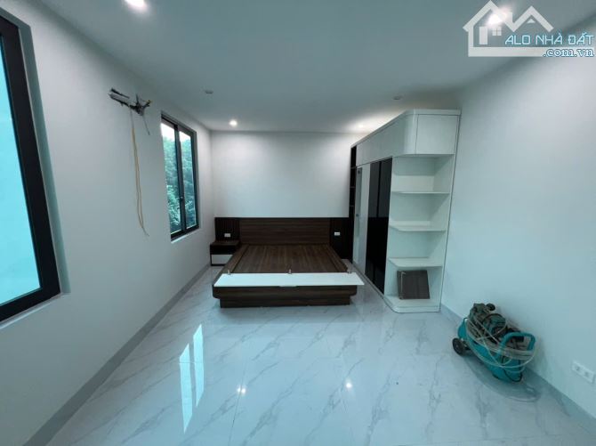 Nhà đẹp, giá rẻ. 90m*4 tầng*phun nội thất, hơn 100triệu/m2 tại thương thanh long biên. - 5