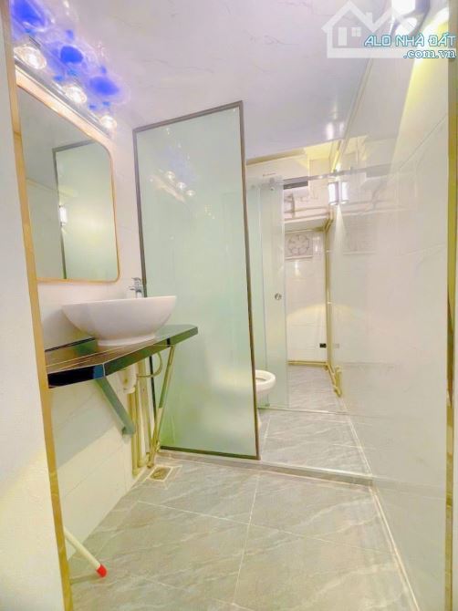 Nhà Đẹp - Full Nội Thất - Tập Thể Lương Đình Của - Đống Đa - Dt:65m2/2PN*nhỉnh 4 tỷ - 5