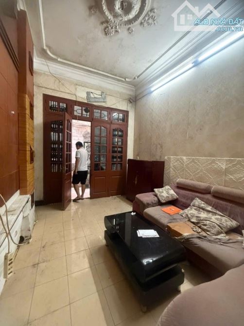 BÁN NHÀ NGỌC KHÁNH – NGÕ NÔNG, DÂN XÂY 6 NGỦ, ĐỦ CÔNG NĂNG – 35M², GIÁ CHỈ 8 TỶ - 5