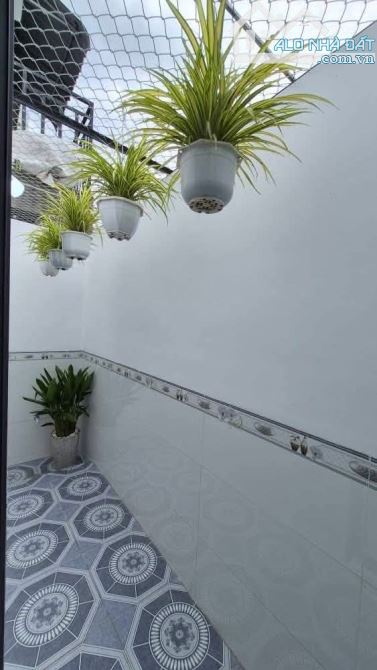 Bán  Nhà Trệt Lầu Mới Hoàn Thiện 4P Ngủ - Cách Bv Số 10 và Kdc Ecopak và QL 1A chỉ 500m, - 6