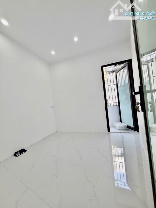 Bán nhà phố Nguyễn Cao - Lê Quý Đôn - Cảm hội Trung Tâm Hai Bà Trưng, 5 tầng 4 ngủ - 6
