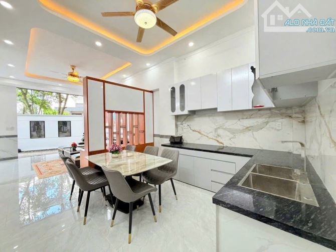 CHỦ NGỘP GỞI BÁN NHÀ 1 TRỆT 1 LẦU MỚI XÂY P.TÂN VẠN, 7X11,5=75M2,THỔ CƯ 100%,TẶNG FULL NỘI - 6