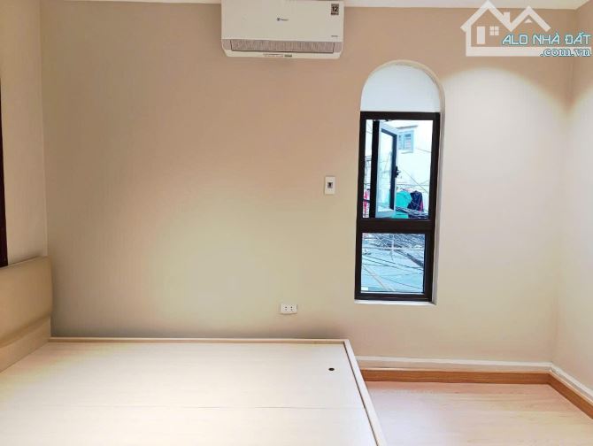 NHÀ E6 TT ĐO LƯỜNG - HOÀNG QUỐC VIỆT - CĂN GÓC - FULL NỘI THẤT - DT: 41.5/71M2 - 4.25 TỶ - 6