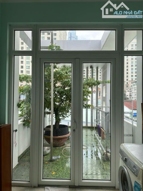 Bán nhà phố đẹp 3 tầng giáp quận 1, HXH Võ Duy Ninh, DT 45m2 chỉ hơn 7 tỷ - 6