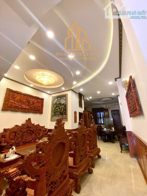 CẦN BÁN NHÀ MẶT TIỀN KINH DOANH VIP 1 TRỆT 3 LẦU NHÀ MỚI HIỆN ĐẠI ĐƯỜNG NGÔ QUYỀN - VỊ - 6