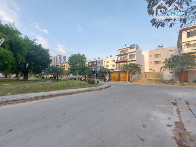 Bán đất tại The Seasons Lái Thiêu,thuận an,TPHCM 200m2 với giá tốt - 6