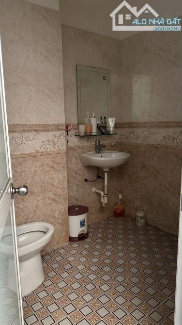 NHÀ 3 TẦNG 3 MÊ ĐƯỜNG 5m5 NHÁNH TRẦN XUÂN LÊ - 6